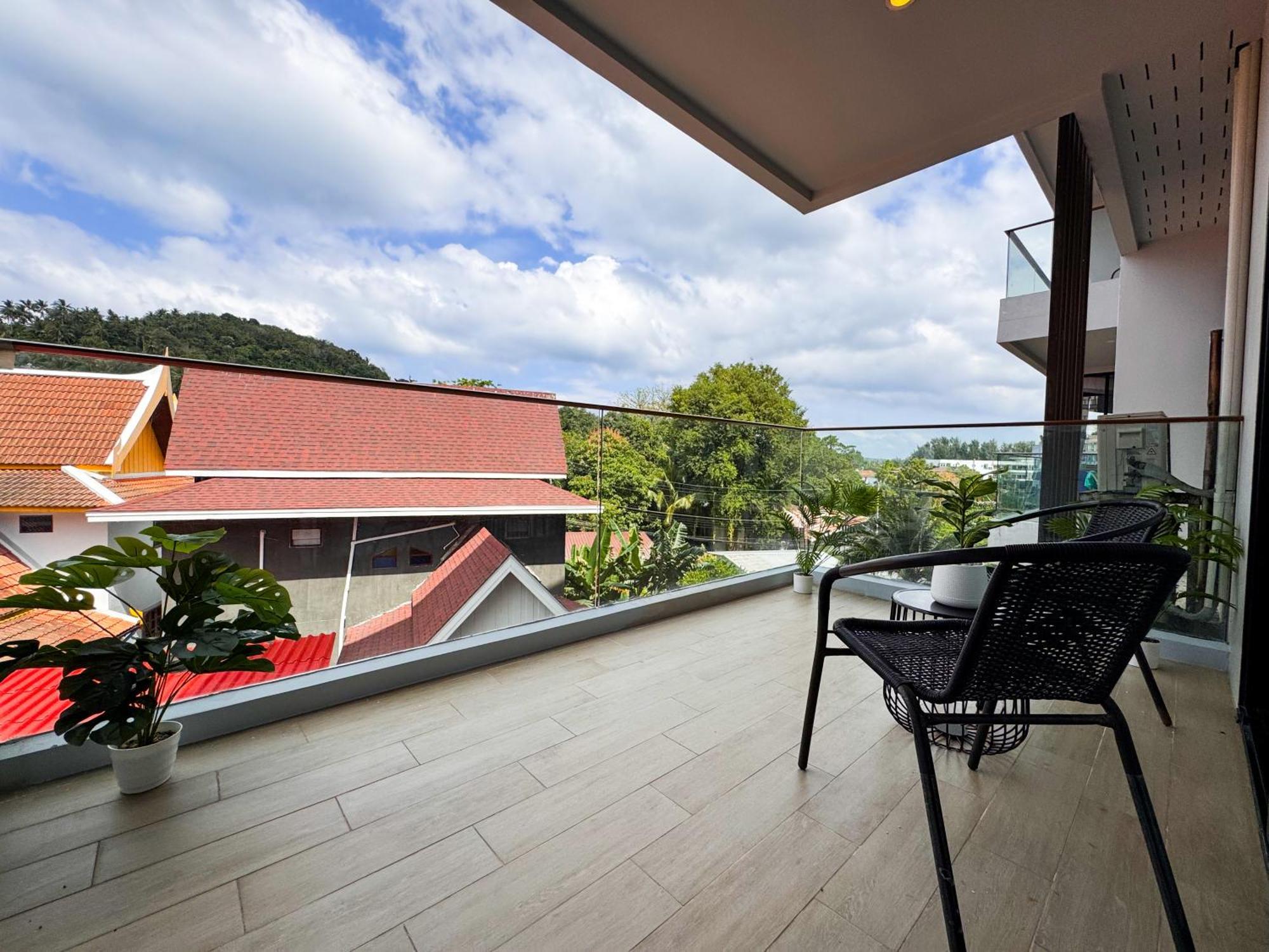 Cozy 1br With Big Balcony - 2 Pools & 5 Mins From Surin * Пхукет